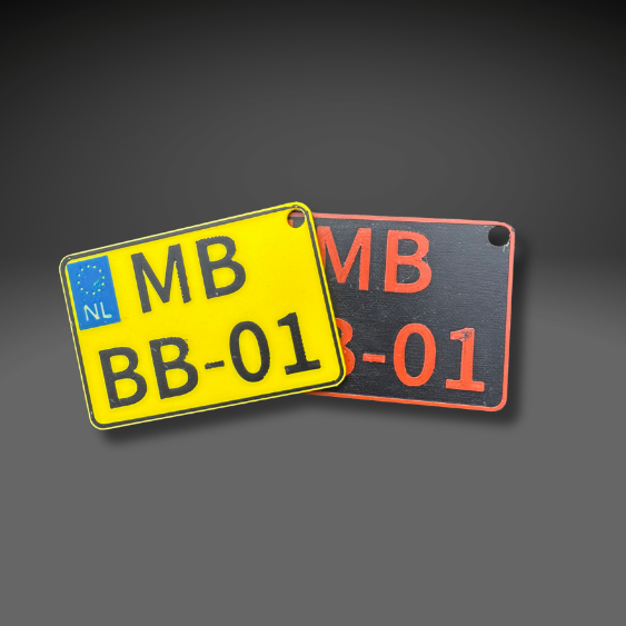 Creatieve Ideeën voor je Miniplaat NL Sleutelhanger: Klein maar Krachtig